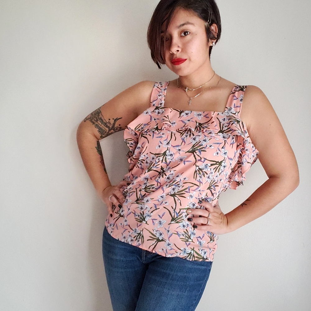 Banana Republic flutter floral tank top medium